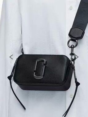 Marc Jacobs Black Double J Crossbody Camera Bag